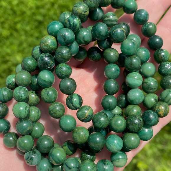 🆕New Verdite (African Jade) Gemstone Bracelet-8mm - Picture 2 of 3